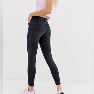 BERSHKA PORTUGAL "Push Up" Mid Rise Jeans